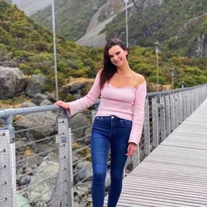 Meet your Posher, Ashleigh